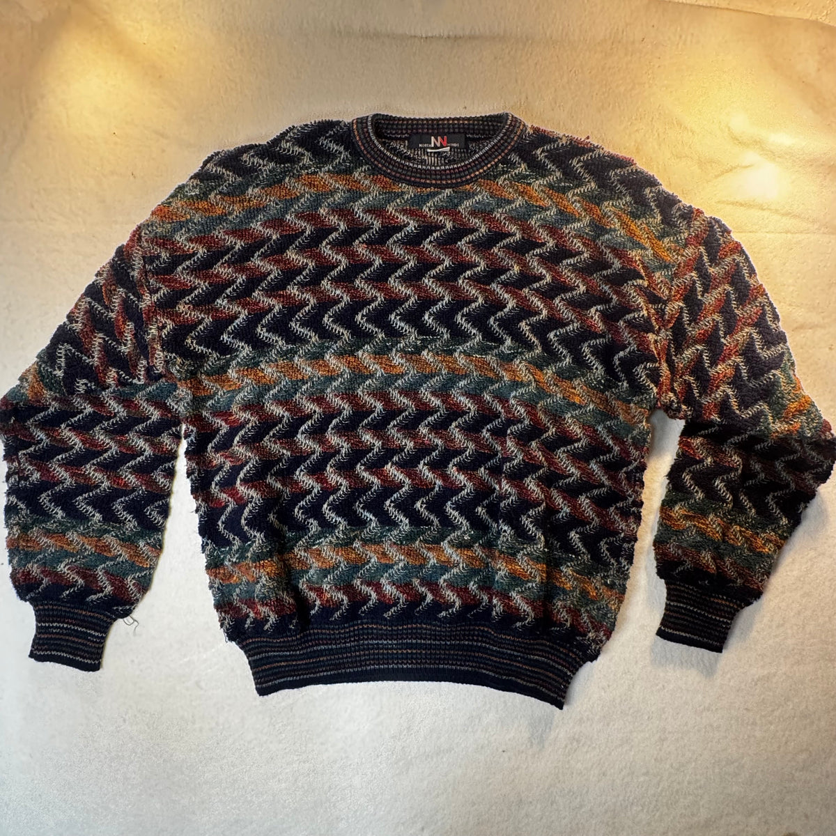 90s Italian coogi-Style Knit sweater, size M